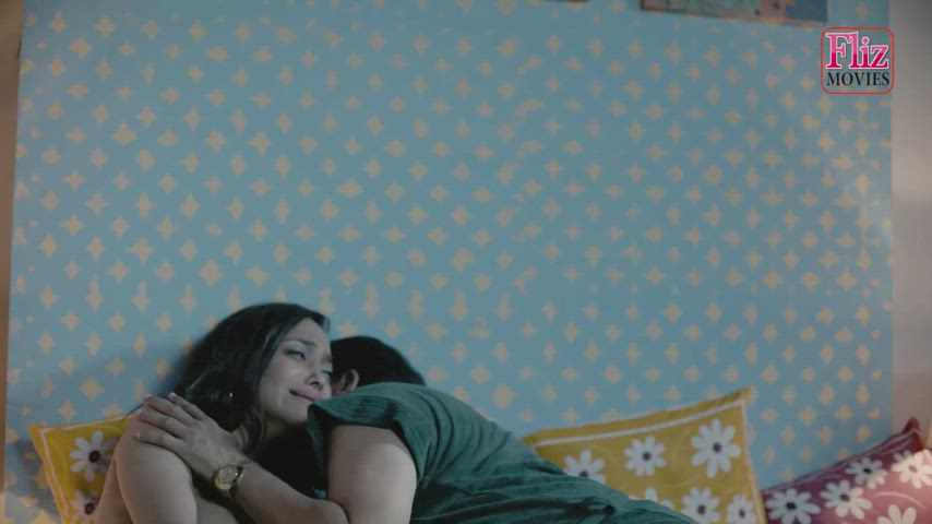 Indian Actress Nehal Vadoliya unknown age difference vid 2