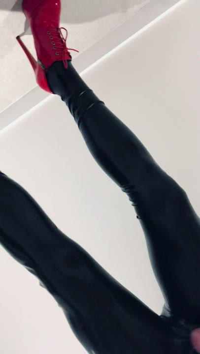Rubber is so much fun