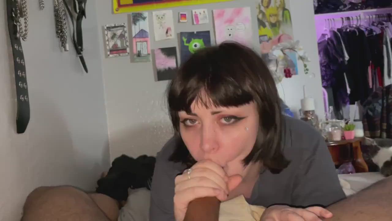 Cute Goth Slut sucks BBC Daddy