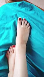 Foot Foot Fetish MILF Polish Soles Toes gif