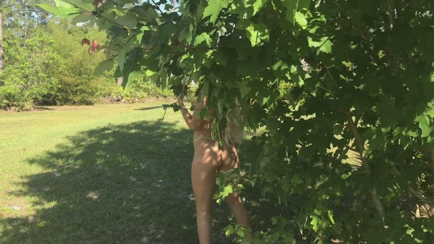 blonde nude sensual gif