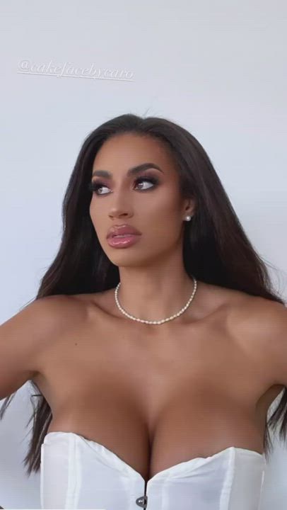 Australian Brunette Model gif