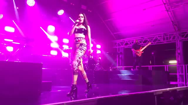 Jessie J It's my party & Sexy lady & Wild (New version)