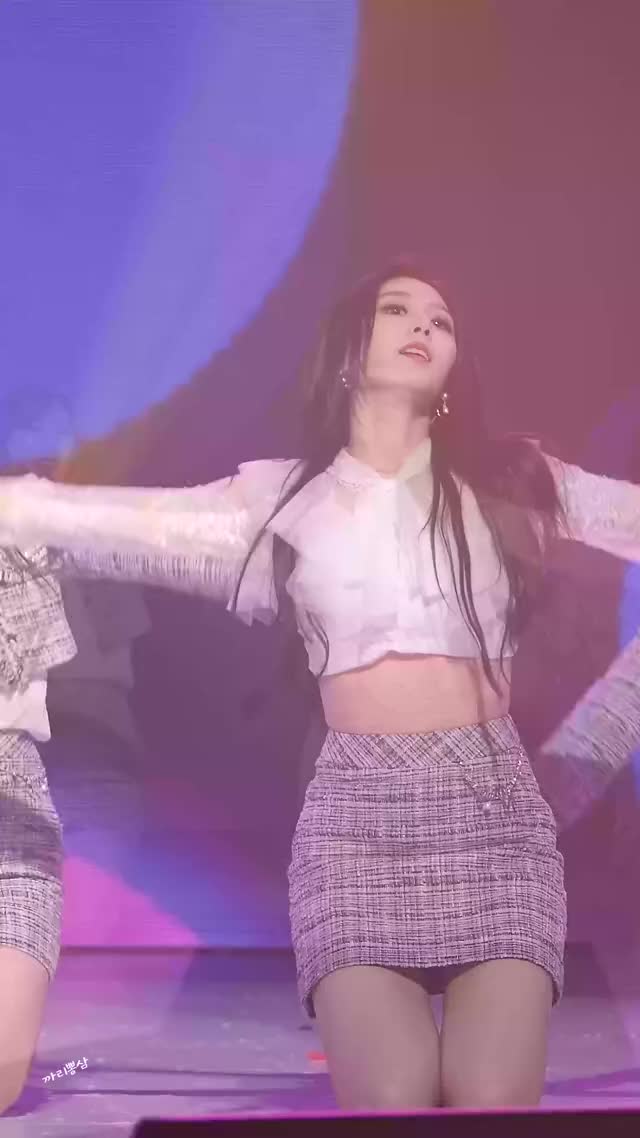 [4K] Lovelyz 러블리즈 yein 정예인 '지금, 우리' 'Now We' 춘천평화문화축전