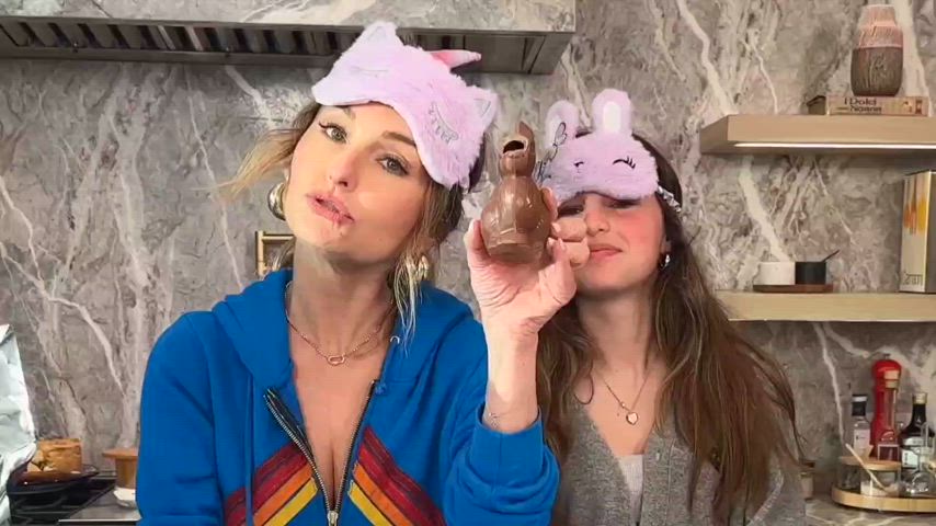 celebrity giada de laurentiis oral gif