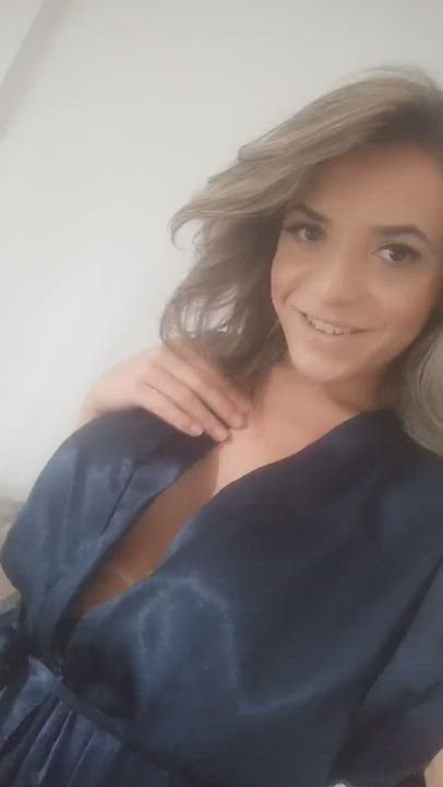 Want cock? Yasmin de Castro (gif)
