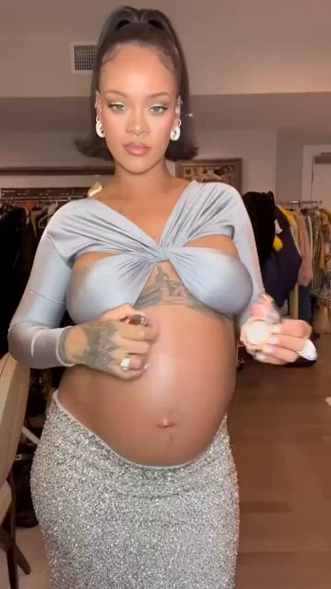 celebrity pregnant rihanna gif