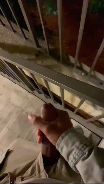 Amateur Cumshot Handjob Outdoor gif