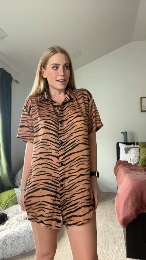 flashing tiktok tits gif