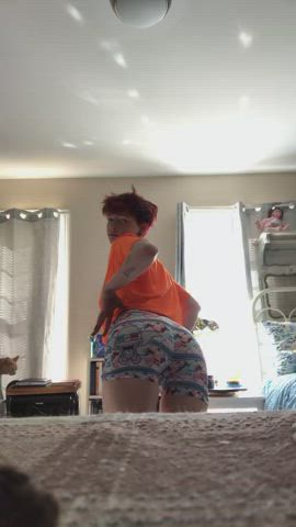ftm strip trans short-hair-chicks gif