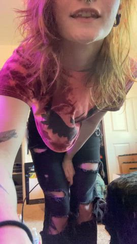 Multiple full stripping with masterbating videos on onlyfans <3 here is a clip