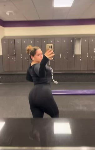 ass gym latina ponytail gif