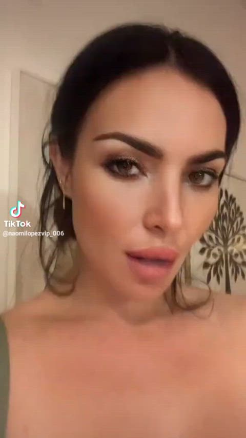 NaomiLopezVIP - More Tiktok flash videos on my TT likes (juanmomo45)