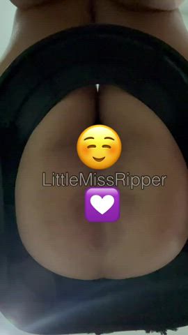 Just imagine how cute my hole would look blasting this huge fart out… oh that pucker!