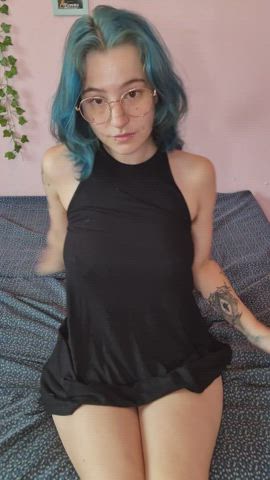 I would love to stuck your head between my big thighs!
