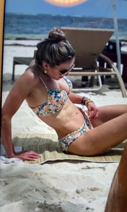that body! damn!