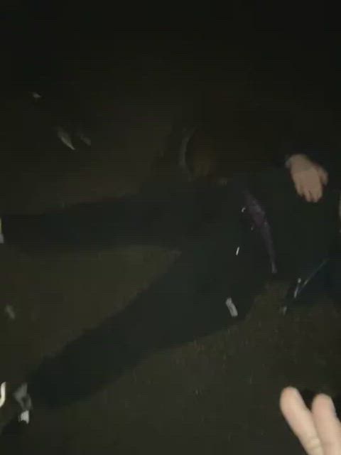 Ballbusting a paypig from a cashmeet!