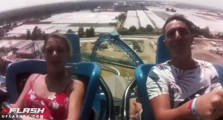 Boobs Flashing Funny Porn Jiggling Nipslip Screaming Tits Topless White Girl gif