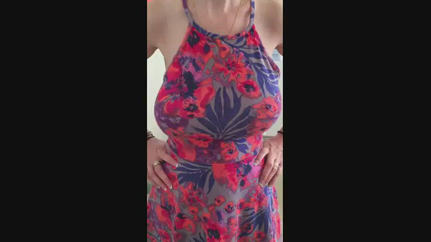 amateur big tits milf gif