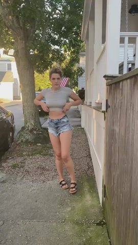 Amateur American Flashing NSFW Natural Tits Nipple Piercing Public TikTok Topless
