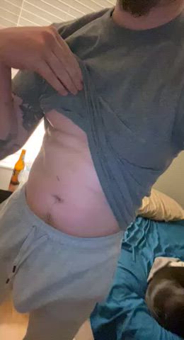 Goodmorning. Grey sweatpants season.