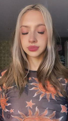 Fuck this face x 🥰