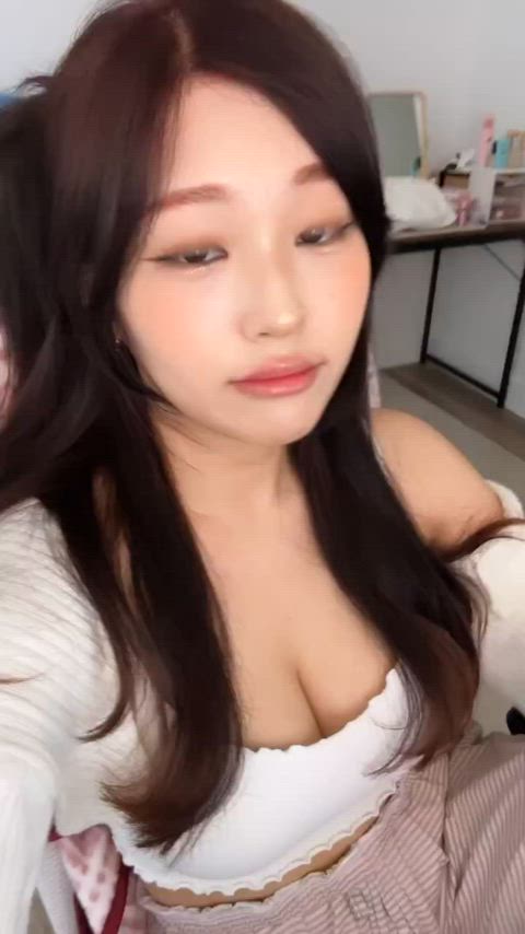 big tits boobs cute gif