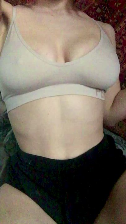 I think this bra is a tad small for me 😅 lil titty drop for your feed 😘