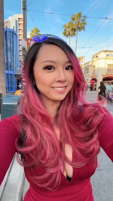 Back in Disneyland today :) will be wearing white, say hi if you see me
