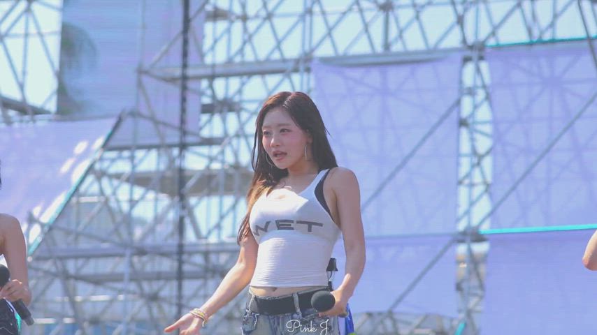 boobs teen twerking kpop just-boobs legal-teens thick-booty tik-tok gif