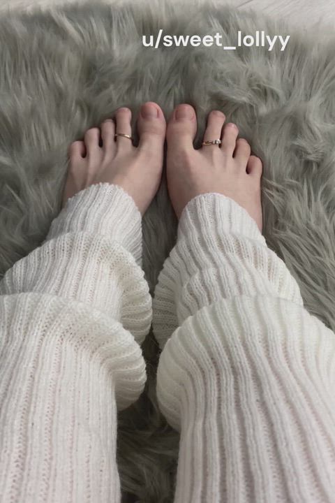 Do we like toe rings, yes or no?