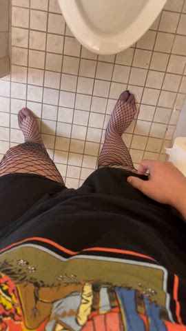 Woke up feeling really horny this morning~ but I flushed away the desire to unlock