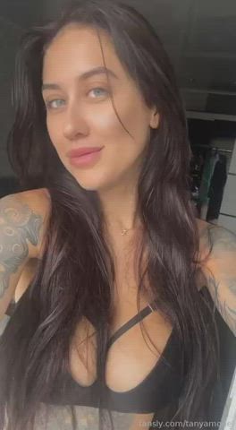 Model Pretty Teasing gif