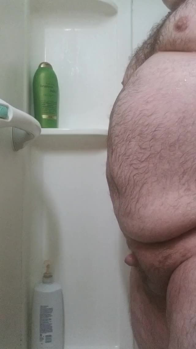Lil dick shower piss