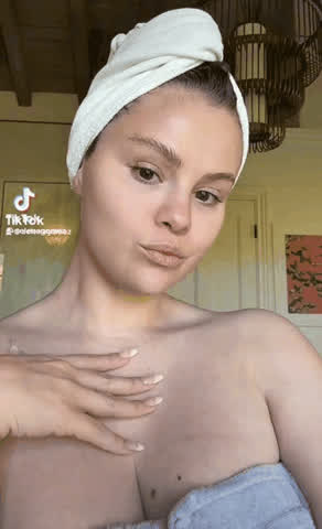 celebrity selena gomez tiktok gif