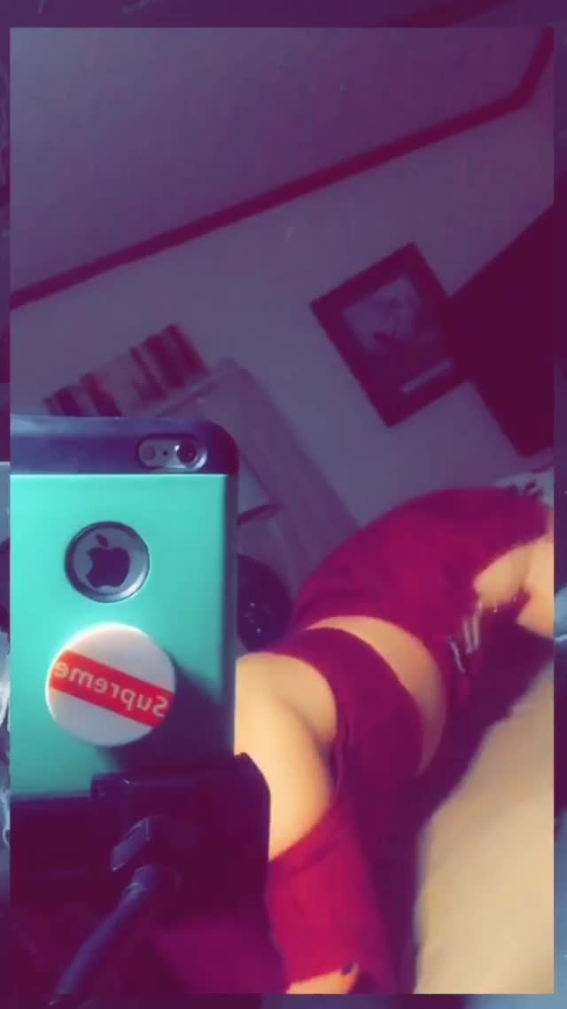 Get you a girl that can slide her skirt up with no hands??? (f)22