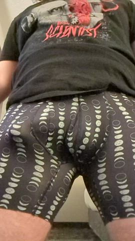 First post here. Would love for you to be on your knees in front of me.