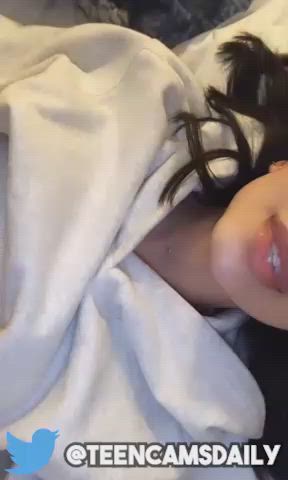 18 Years Old Amateur Clit Rubbing Fingering OnlyFans Orgasm Teen TikTok Toy gif