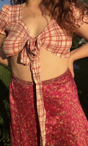 Golden hour makes me horny ? (OC)