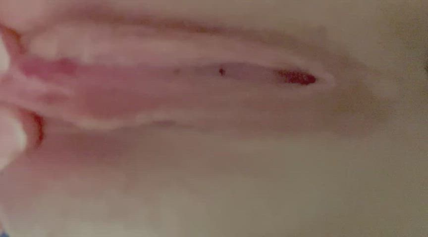 Woke up with a dripping wet pussy so I filmed a little bit of me having a play for