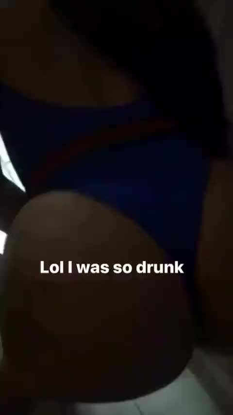 PHFame Nude Ass