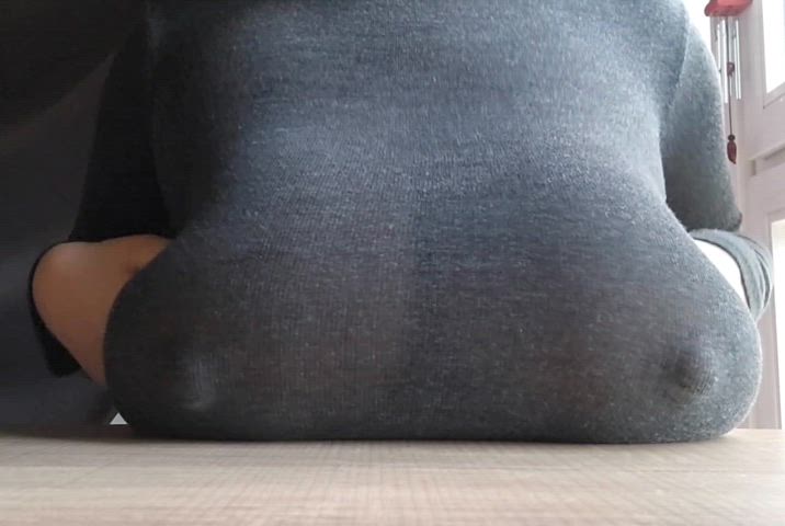 amateur big tits boobs bouncing tits huge tits natural tits oiled onlyfans titfuck