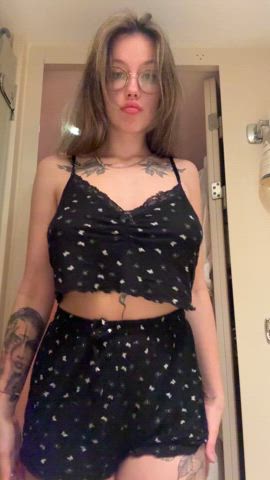fake boobs sideboob underboob gif