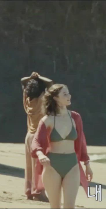 Thomasin McKenzie