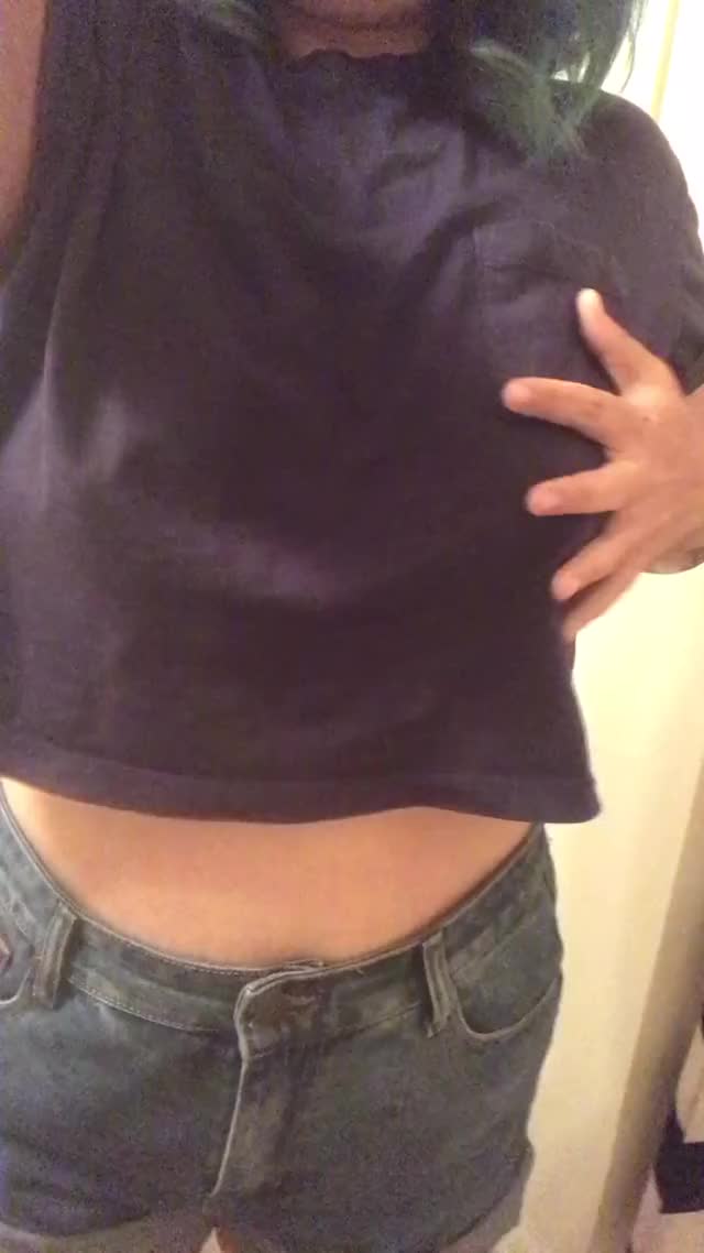 Chubby titty drop [oc]