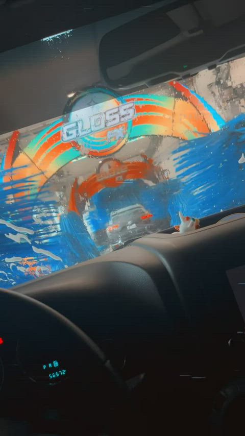 Nothing like this mom trying to cum before the car wash is over 💦