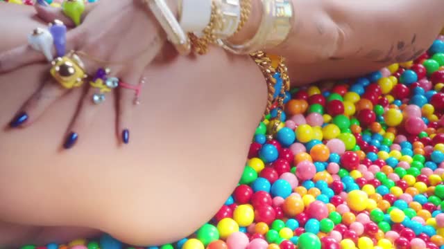 Miley Cyrus - Midnight Sky
