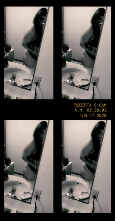 Pulling one of my faves from the archives. 🍑👑