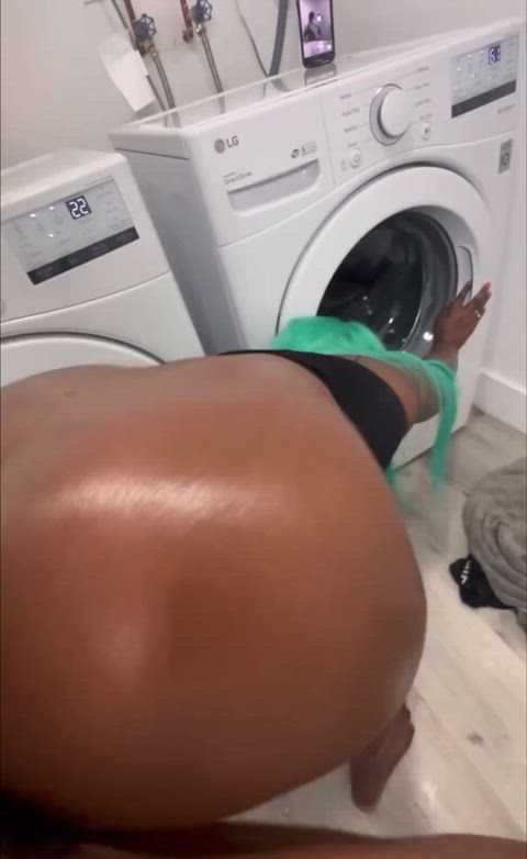 ass clapping bbc big ass cum cum on ass cumshot ebony ebony couple huge load standing