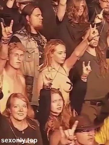 big ass bouncing tits dancing deepthroat huge tits public redhead solo sucking gif